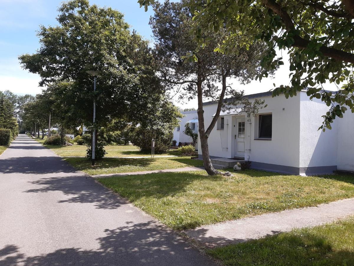 Ferienhaeuschen Kuestenwald Bei Warnemuende, Eigener Garten, Terrasse Mit Strandkorb, 400M Zum Strand Дідріхсгаґен Екстер'єр фото